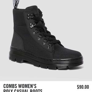 COPY - Dr Martens combs black size 5